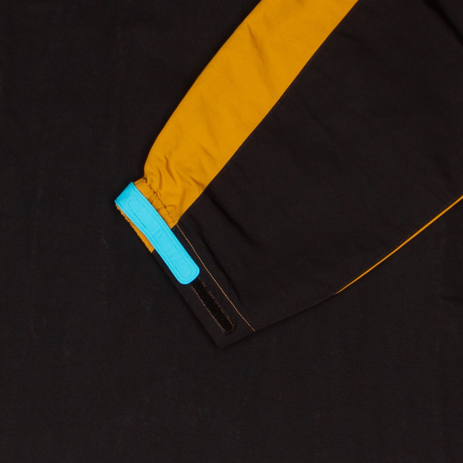 Evolve Jacket: Adapt to Style – Gotcha USA